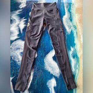 NWOT Peloton Active 2 Pocket Women's Black Mesh Hi-Rise Leggings-Tights OFFER